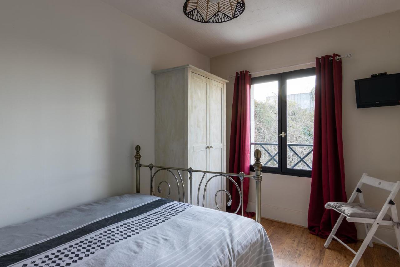 Maison Chaleureuse-Grand Jardin-Proche Saumur Parnay エクステリア 写真